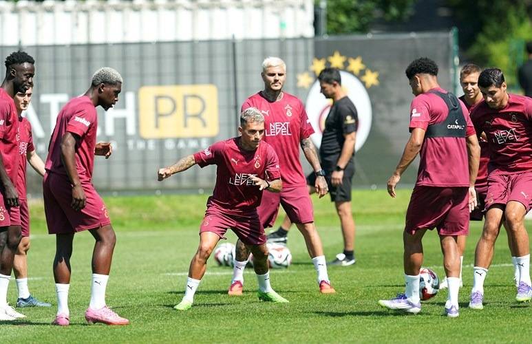 Okan Buruk 6 futbolcunun biletini kesti 1